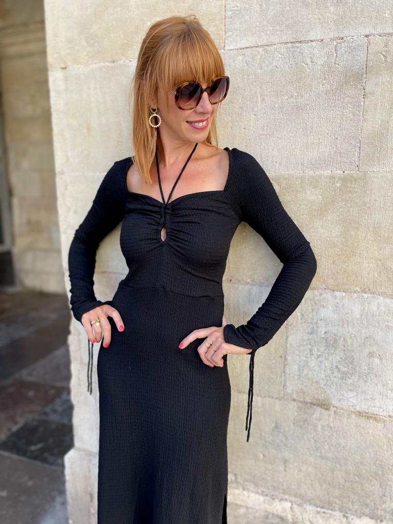 Eva robe longue noire à liens