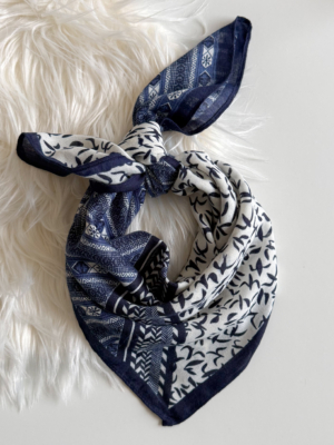 Foulard carré marine