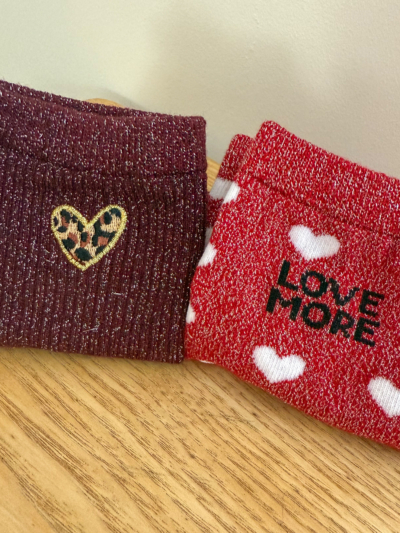 Chaussettes love more bordeaux – Image 4