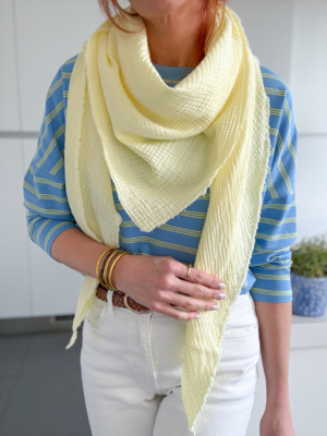 Grande écharpe triangle coton jaune