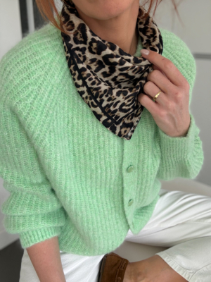 Foulard carré léopard