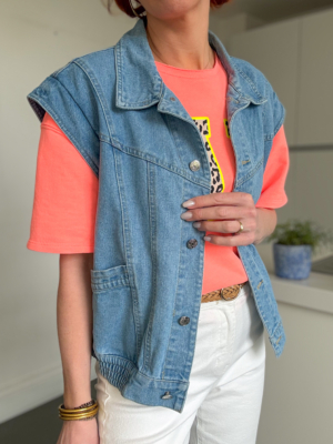 Noélie veste en jean sans manches