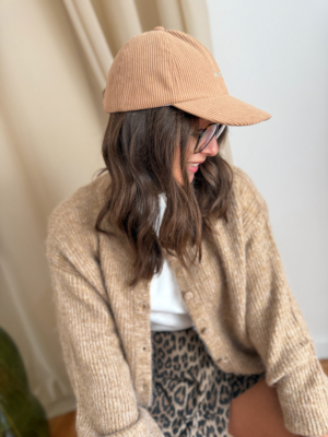 Casquette "AMOUR" velours taupe