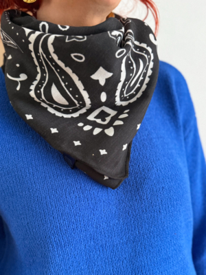 Écharpe carrée bandana noir