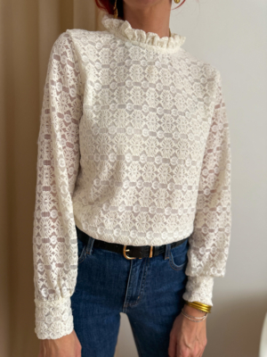 Maya blouse fleurs dentelle