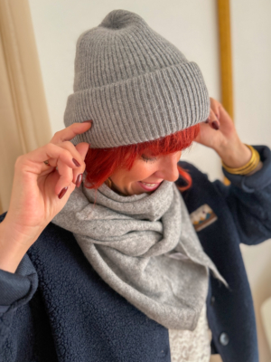 Bonnet maille gris