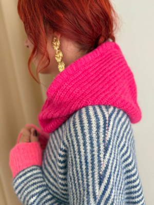 Cagoule en laine fuchsia