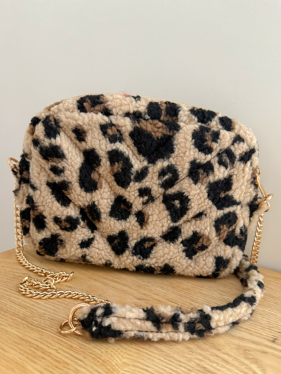 Sac moumoute léopard – Image 3