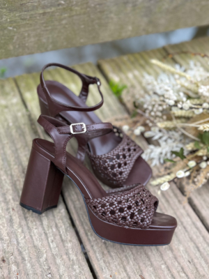 Astride sandales marron